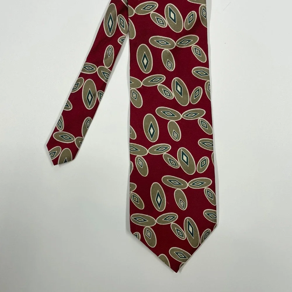 Status Maroon Geometric Oval Diamond Silk Necktie Mens One Size
